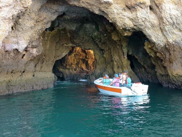 Grotto Adventure to Ponta da Piedade - Lagos.